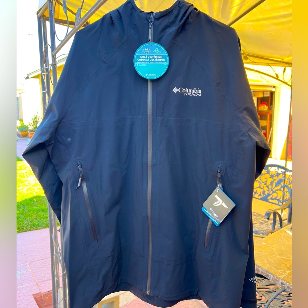 Columbia Titanium Trail Magic Jacket brand new with tags!